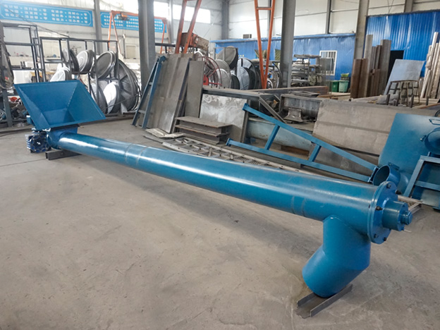 圓管绿巨人黄色免费网站圖片